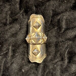 Low Luv by Erin Wasson Knuckle Ring